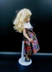 12 INCH BLONDE TONNER FLORAL SIDE